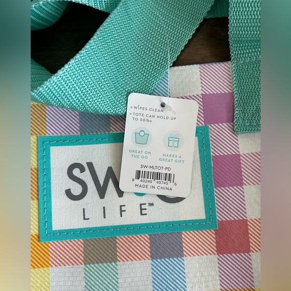 NWT SWIG LIFE 12 OZ INSULATED STAINLESS SKINNY CAN COOLER & LAMINATED TOTE BAG - Picture 9 of 12